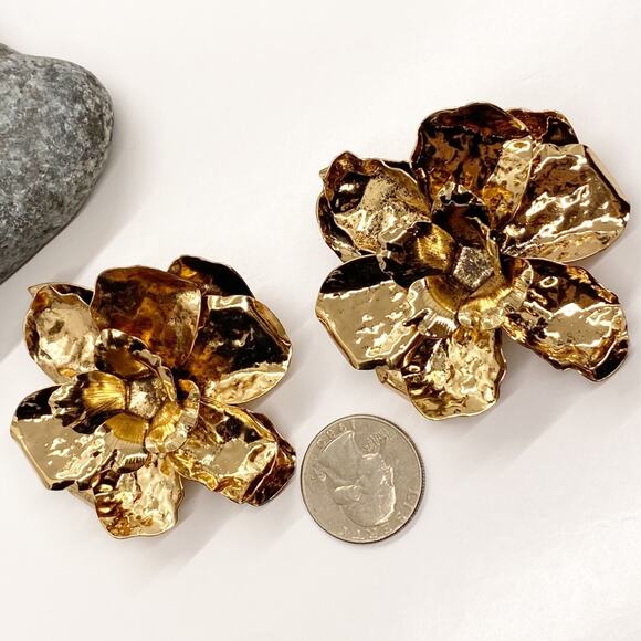 NEW Golden Flower Statement Earrings - Picture 13 of 13